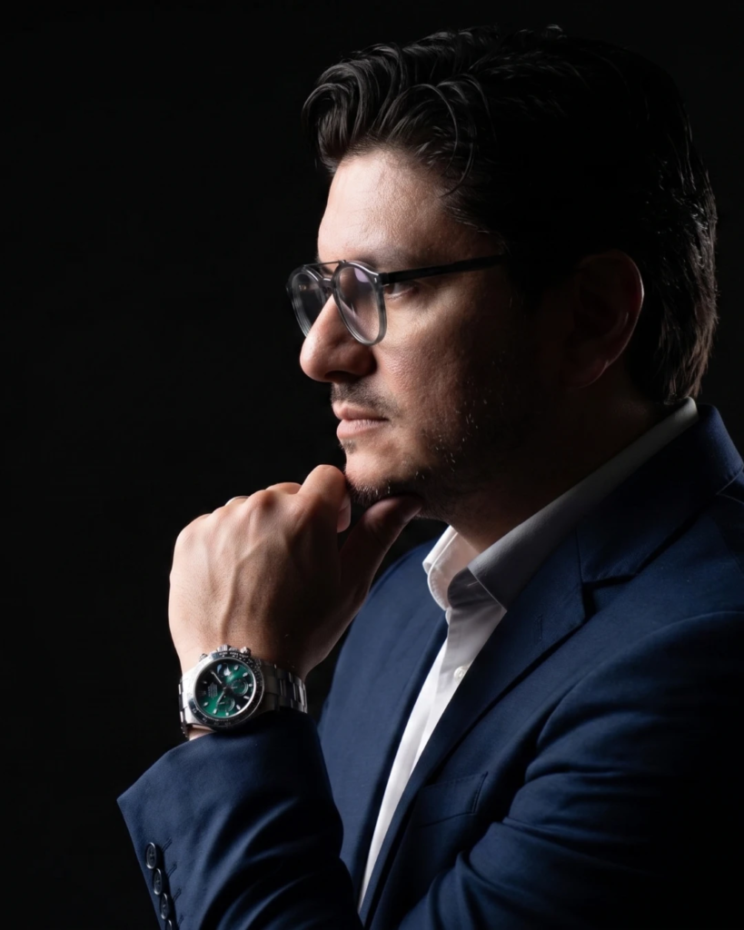 Dr. Leonardo Bomediano (CRM 104001/SP | RQE Nº 96762) Rinoplastia, rinosseptoplastia e cirurgias plásticas da face, com mais de 20 anos de especialização e formação integral em São Paulo. Dr. Leonardo Bomediano (CRM 104001/SP | RQE Nº 96762) Rinoplastia, rinosseptoplastia e cirurgias plásticas da face, com mais de 20 anos de especialização e formação integral em São Paulo.